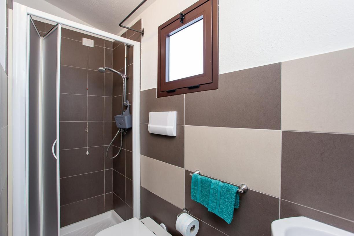 Mivida "Le Stanze Di Ada" Bed & Breakfast ซาน เตโอโดโร ภายนอก รูปภาพ