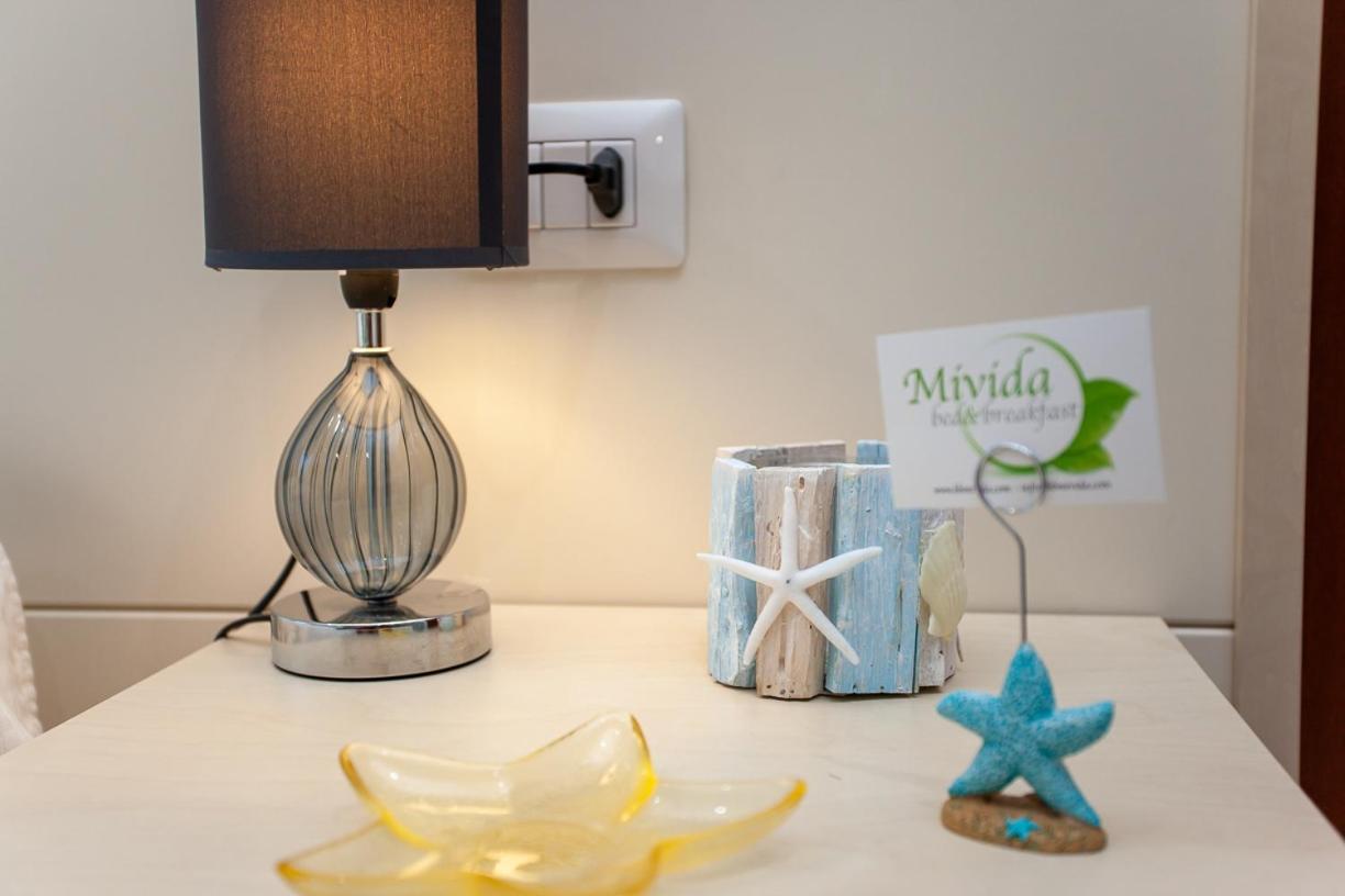 Mivida "Le Stanze Di Ada" Bed & Breakfast ซาน เตโอโดโร ภายนอก รูปภาพ