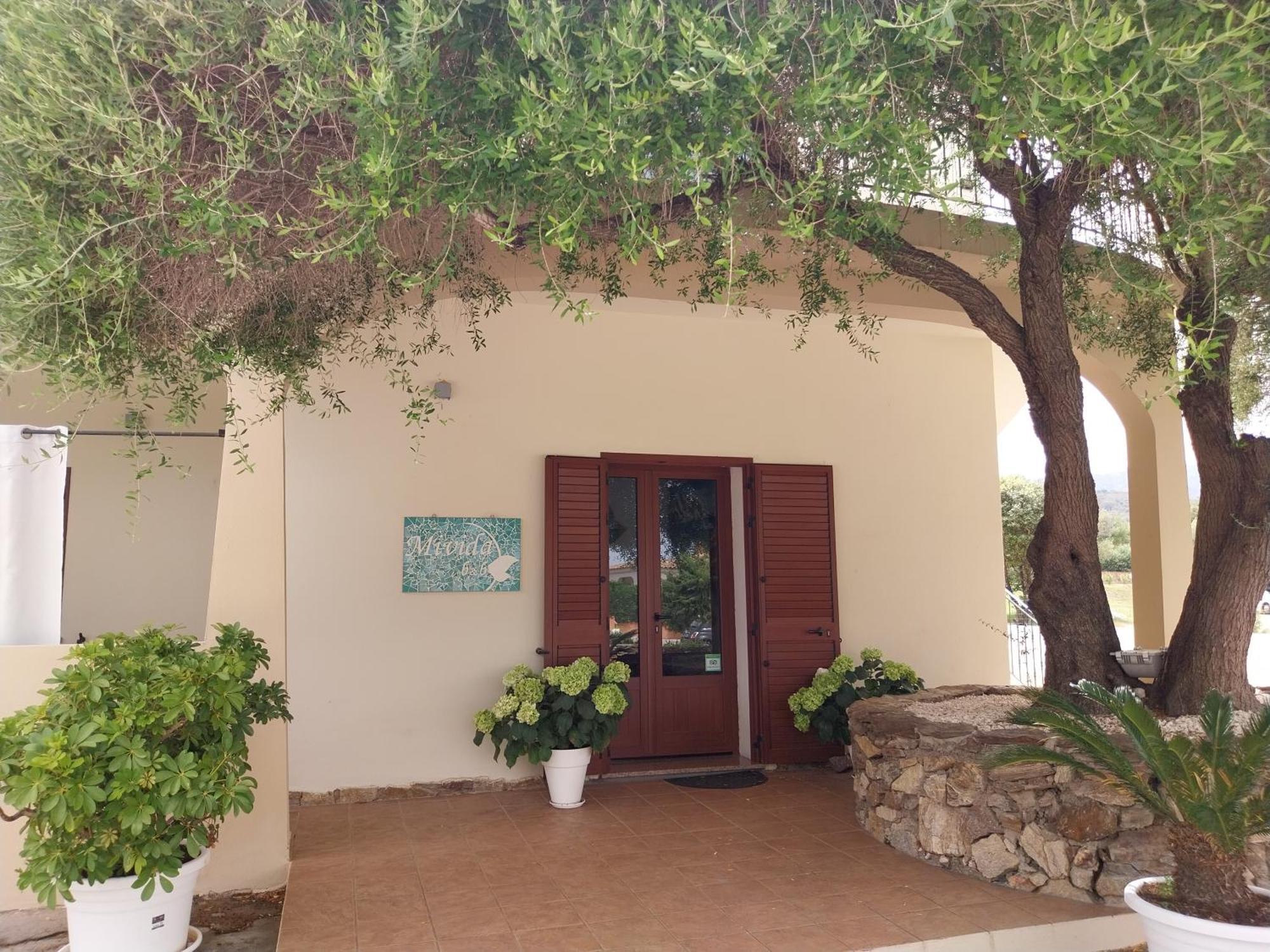 Mivida "Le Stanze Di Ada" Bed & Breakfast ซาน เตโอโดโร ภายนอก รูปภาพ
